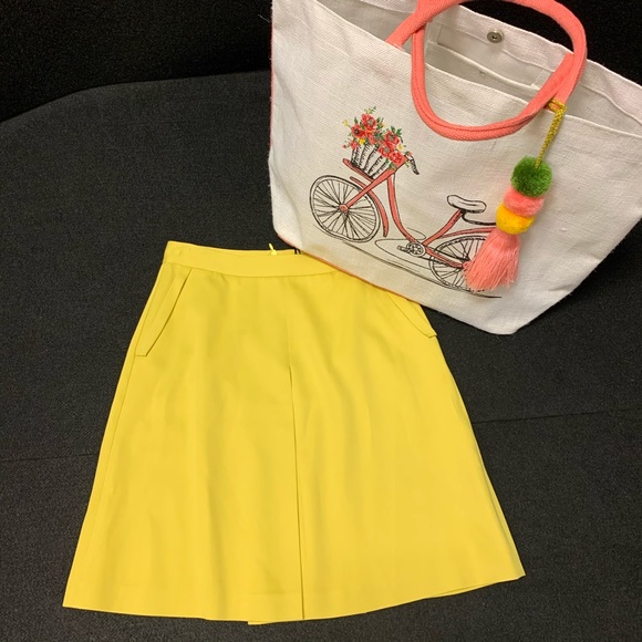 New Fashion Skirt by Massimo Dutti - Picture 2 of 13